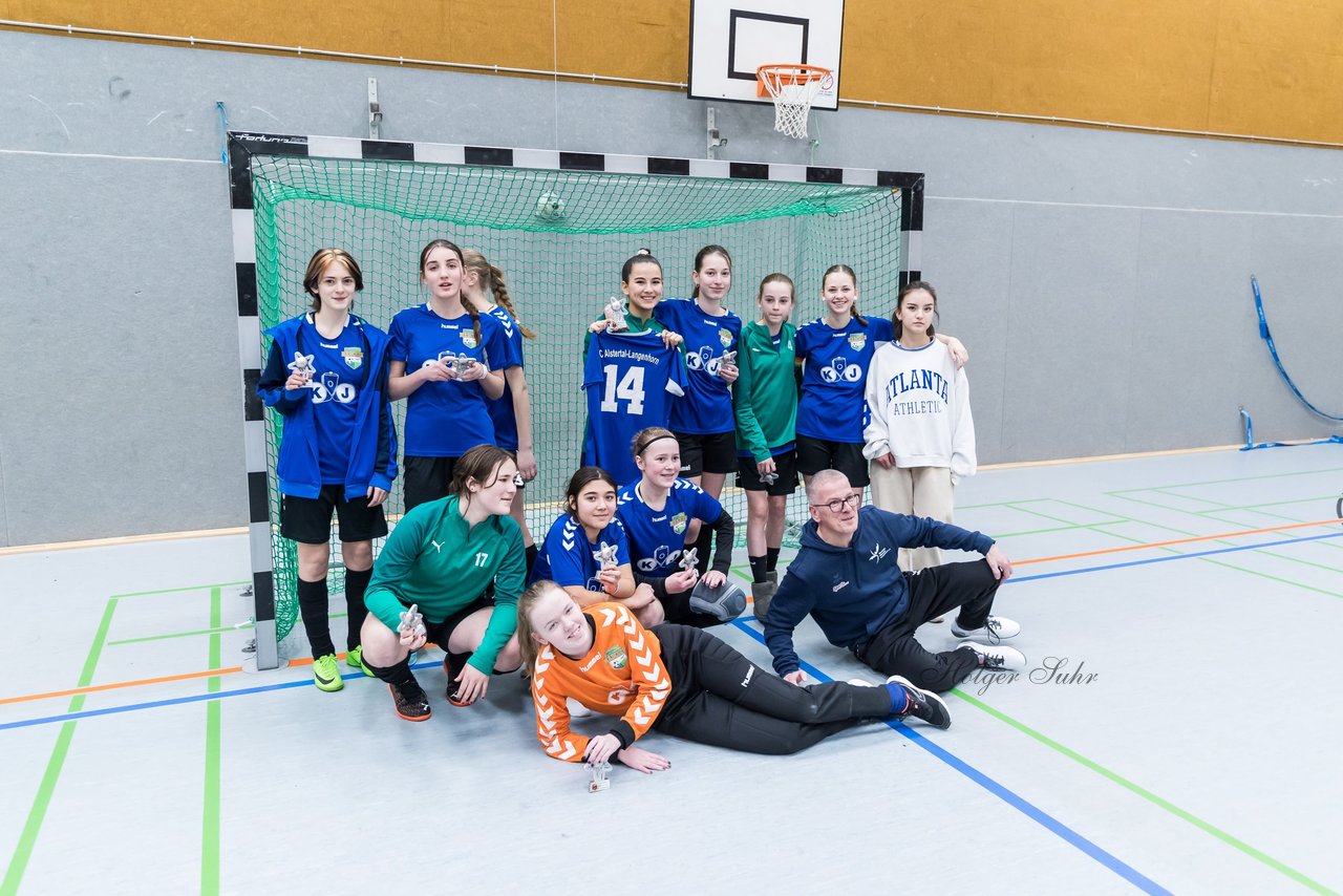 Bild 120 - B2 Loewinnen Cup